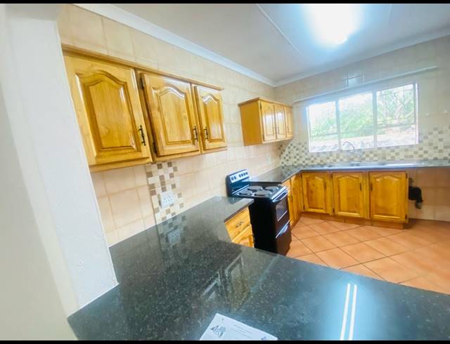 2 BEDROOM APARTMENT FOR SALE IN NEW REDRUTH
